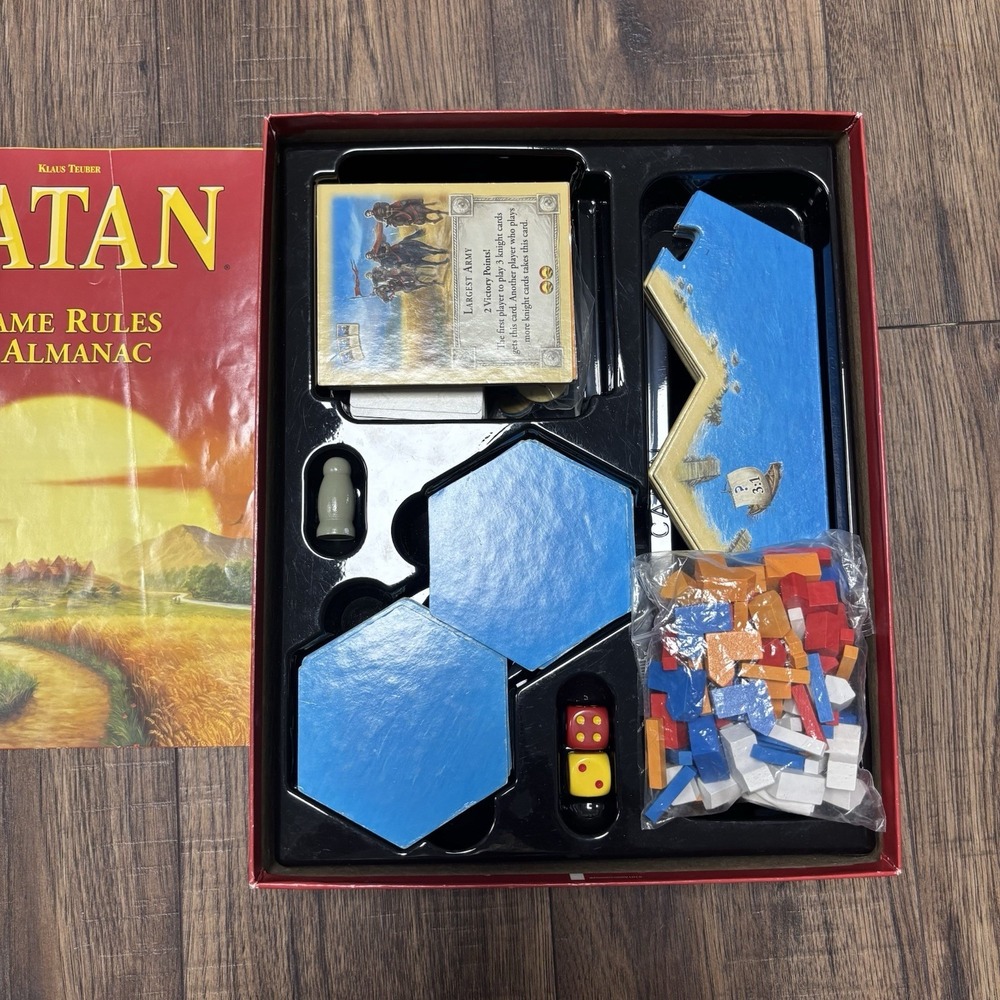 Catan Trade Build Settle Board Game 5th Edition 2021 Strategy Adventure Game - Picture 4 of 8